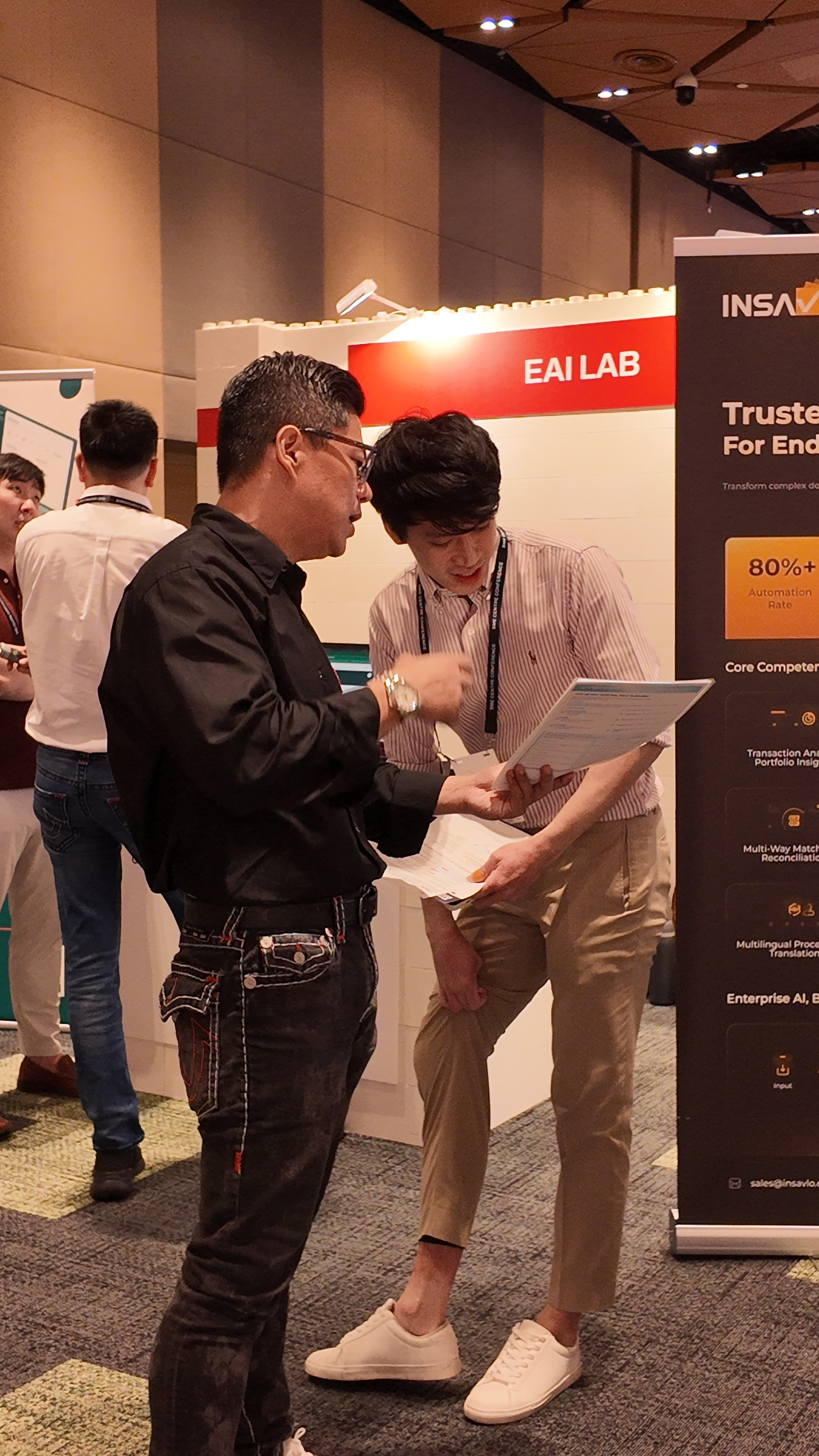 Business discussion at the exhibition